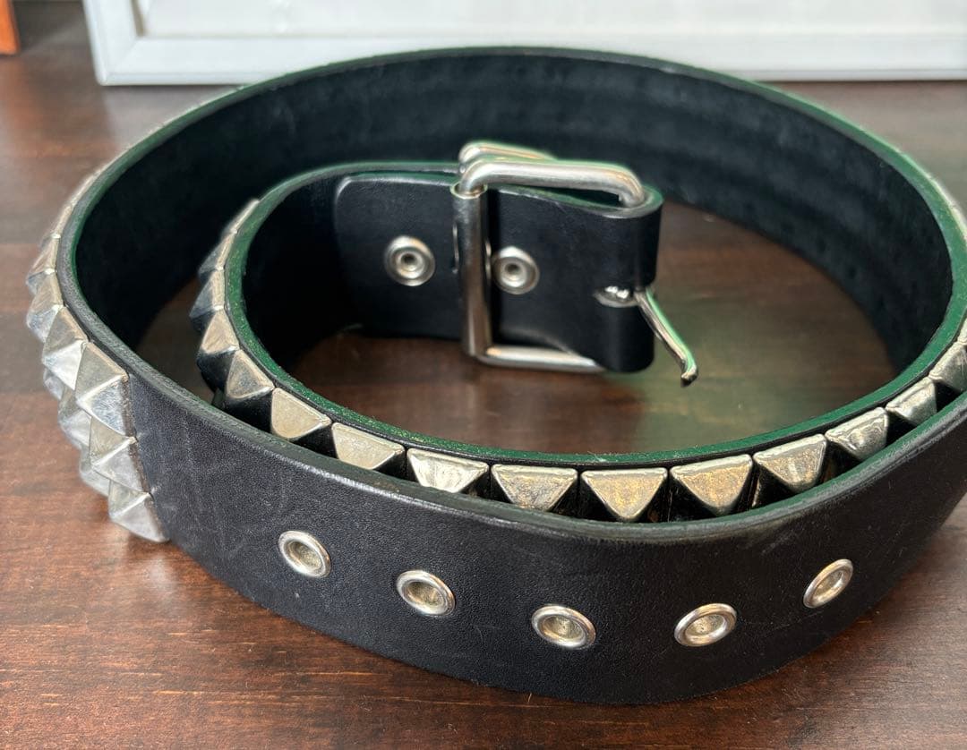 666 スタッズ ブラックレザーベルト 3連スタッズ