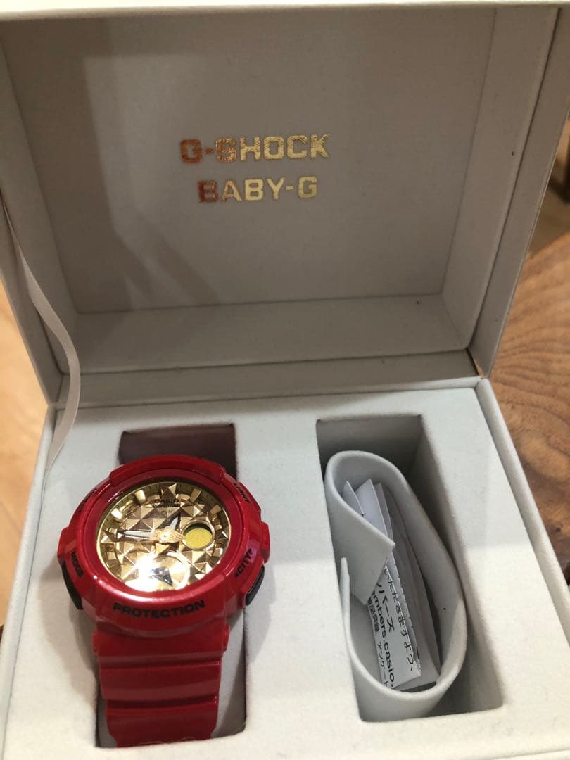 CASIO BABY-G デジタル腕時計 レッド