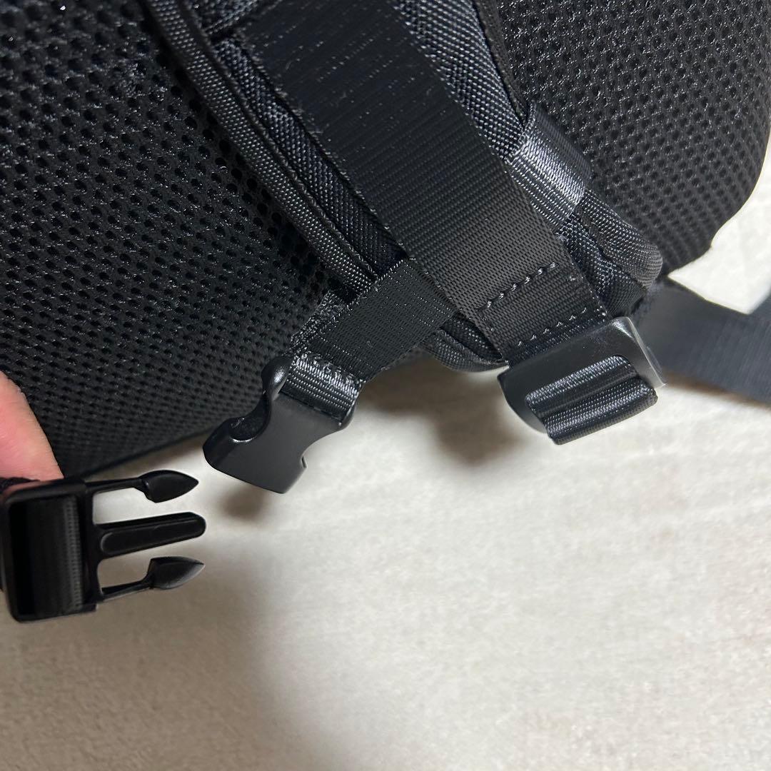 訳あり‼️美品‼️【MARY QUANT】リュック　2層式　黒　大容量　人気　軽量