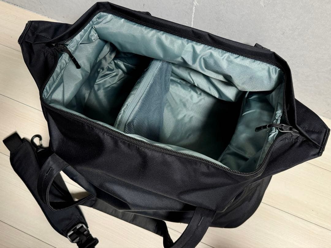 THULE スーリー SUBTERRA 2 ダッフルバッグ 35L
