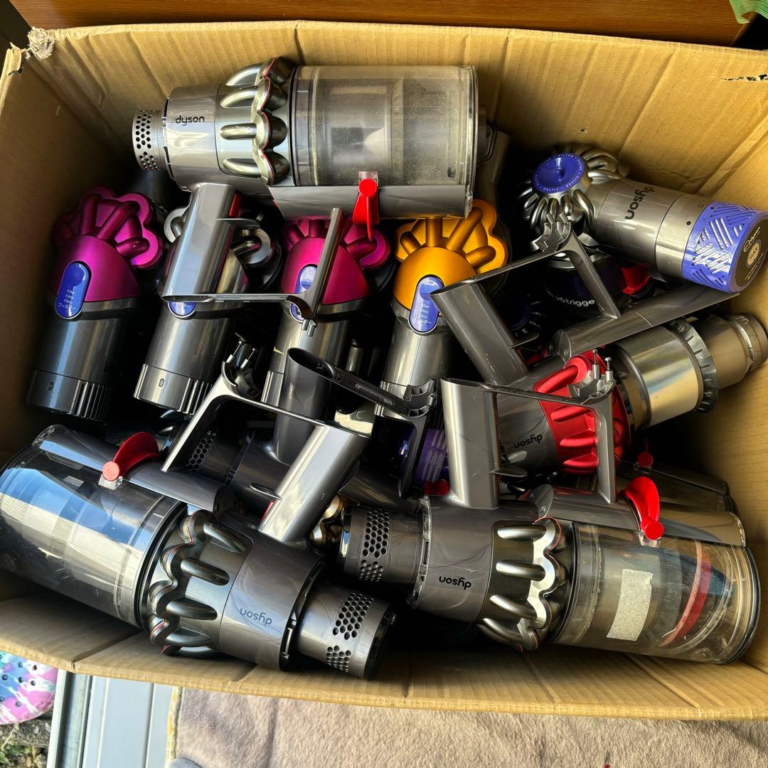 dyson SV14 4台、SV12 3台　など19台　ジャンク品　まとめ売り