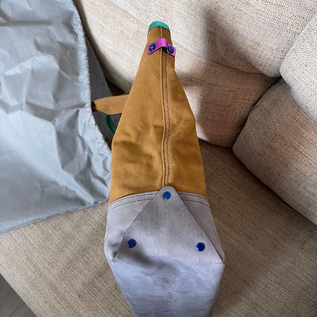 新品 Vivienne Westwood ヴィヴィアントートバッグ ブラウン