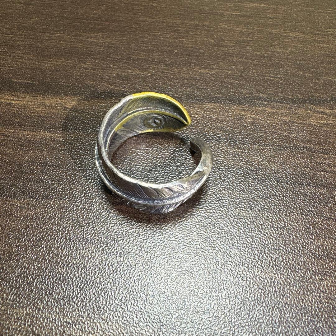 フェザーデザインリング シルバー　左向き