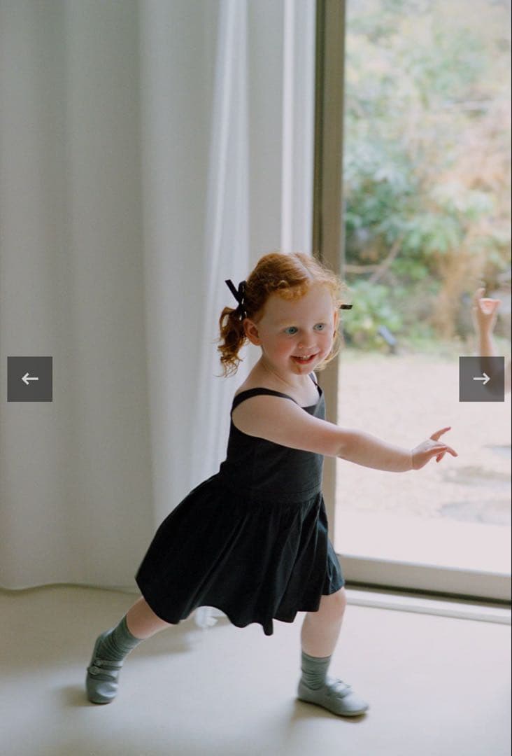 n*t様 House on the hill Dress ネイビー　80センチ