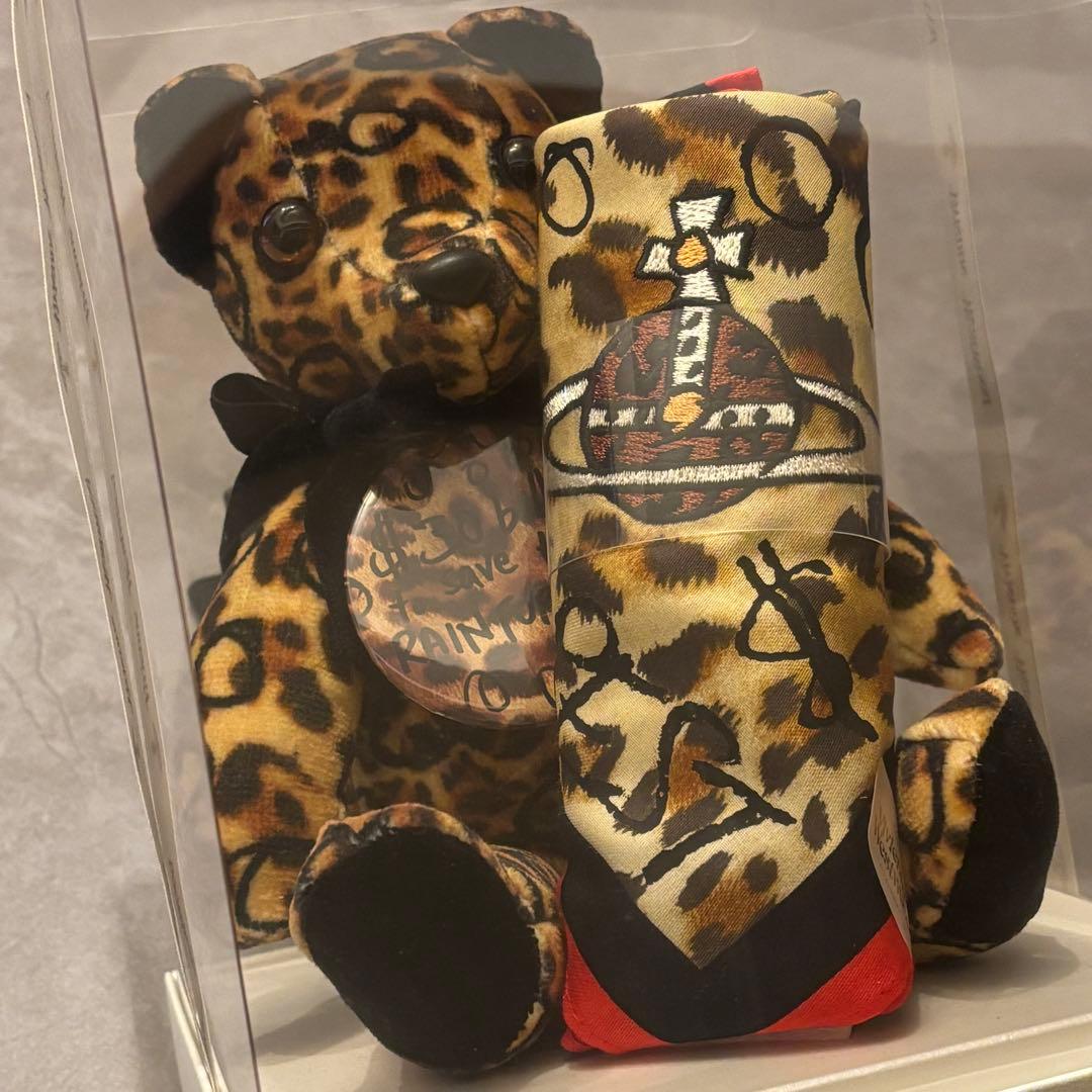 ヴィヴィアンウエストウッド テディベア ハンカチ 缶バッジ ぬいぐるみ