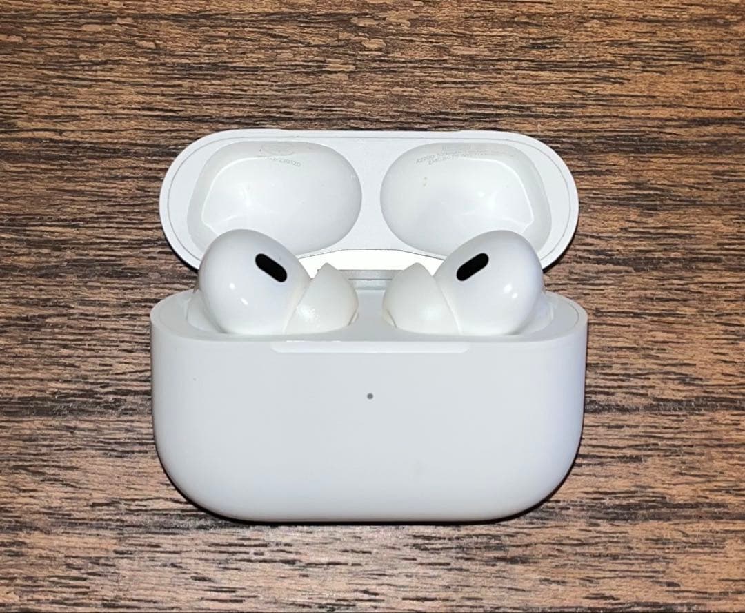 AirPods Pro 第2世代　MagSafe充電ケース、付属品完備