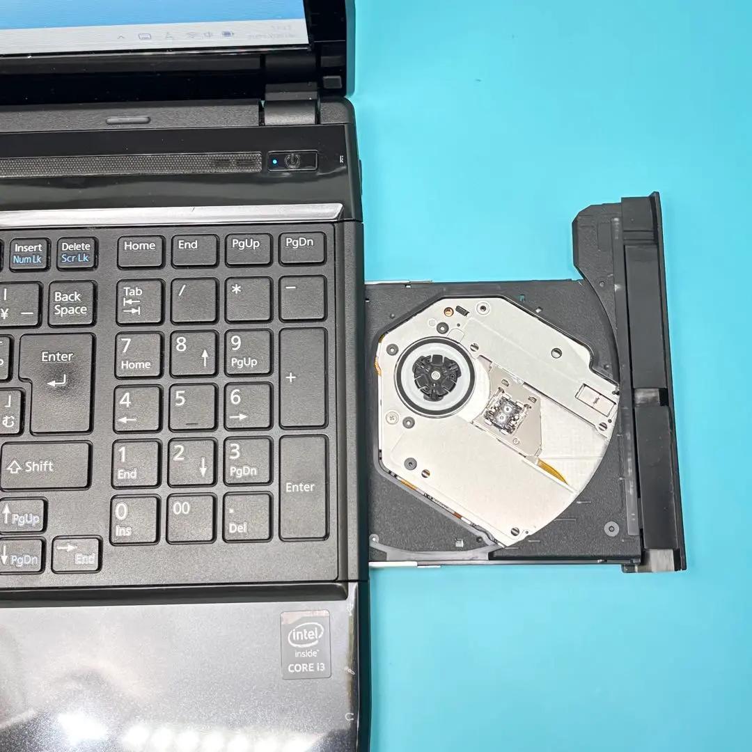 学生・主婦に最適★富士通ノートPC Win11Pro搭載 DVD付 持ち歩きも♪