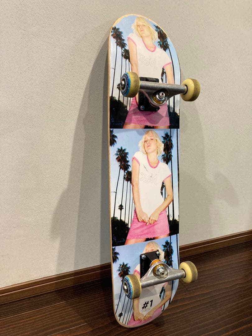 X-girl スケートボード