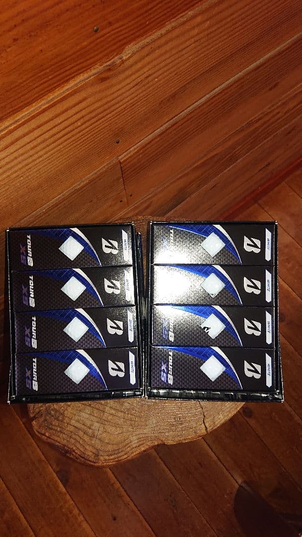 ブリヂストンゴルフボール ツアーB XSホワイト２ダース