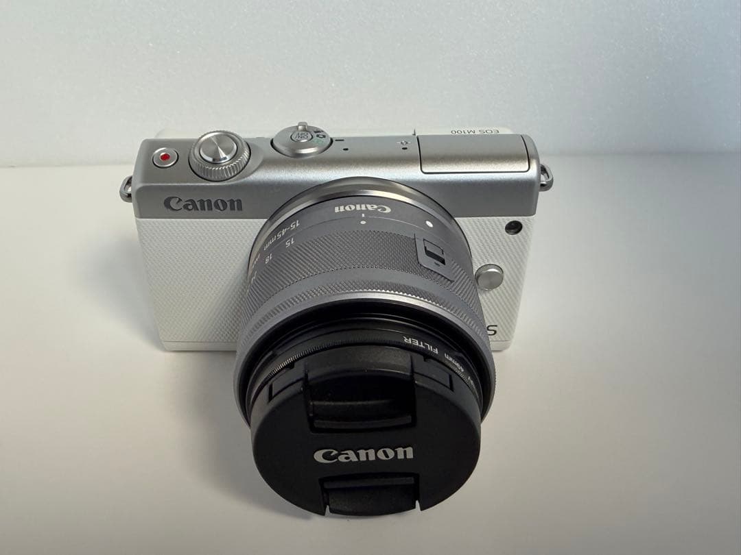 Canon EOS M100 ミラーレス一眼　ダブルズームキット　ホワイト