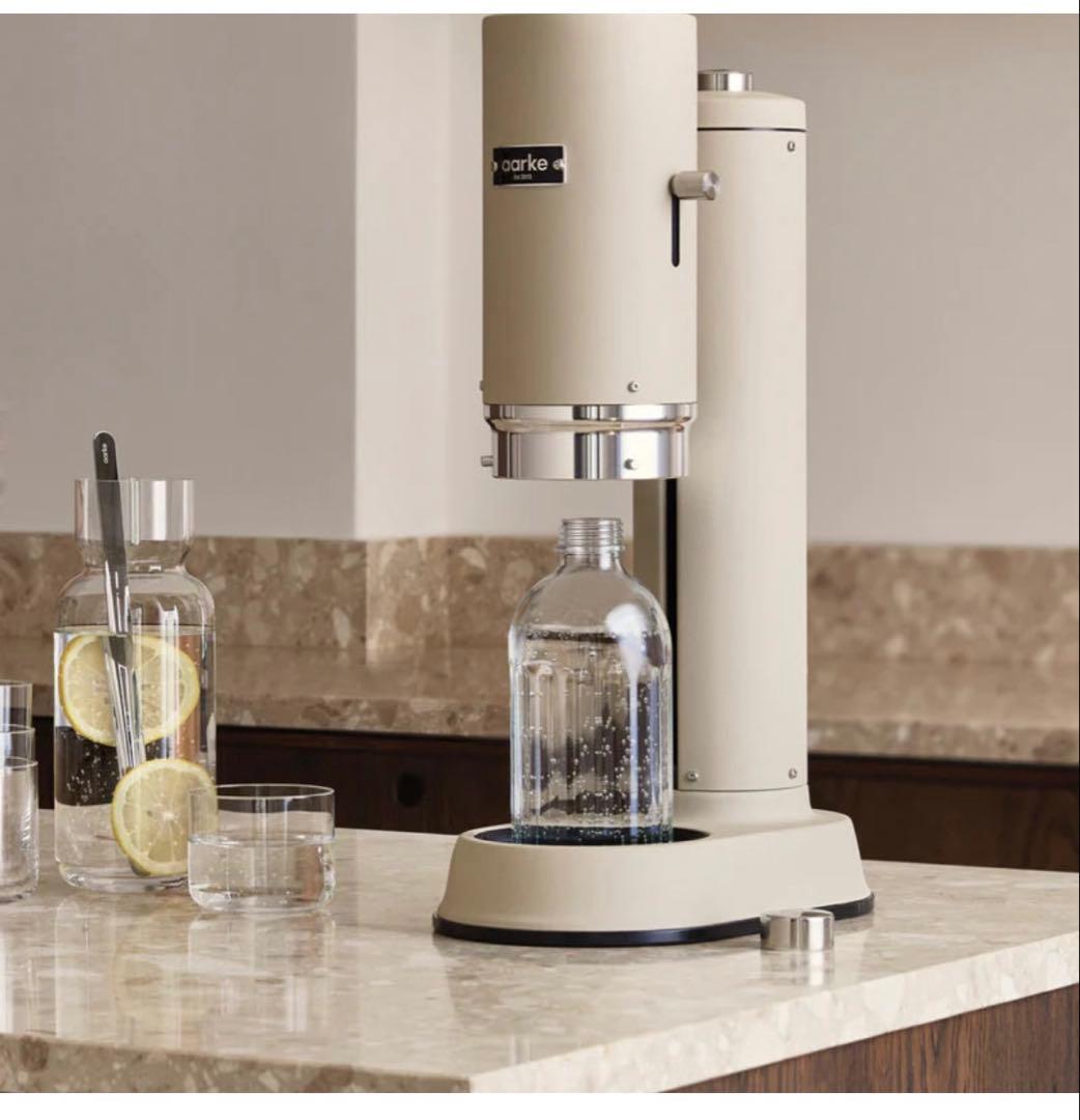 アールケ　カーボンネータープロ　炭酸水メーカー