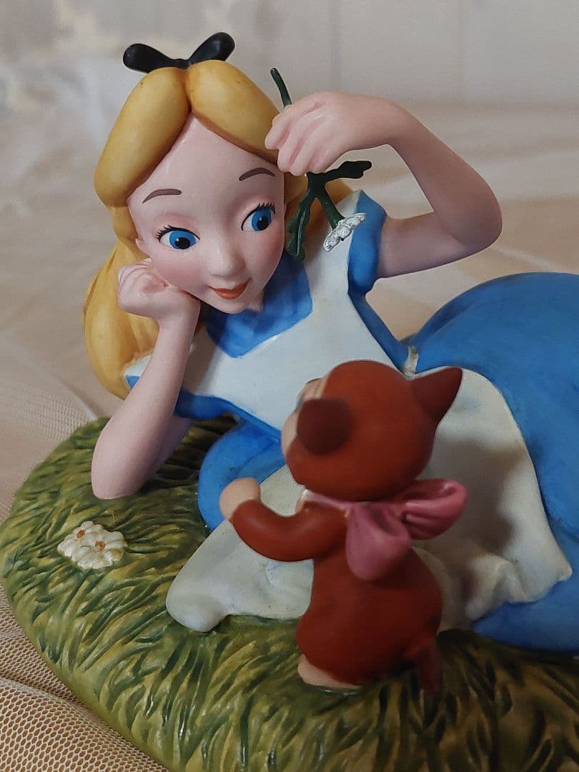 不思議の国のアリス　フィギュア