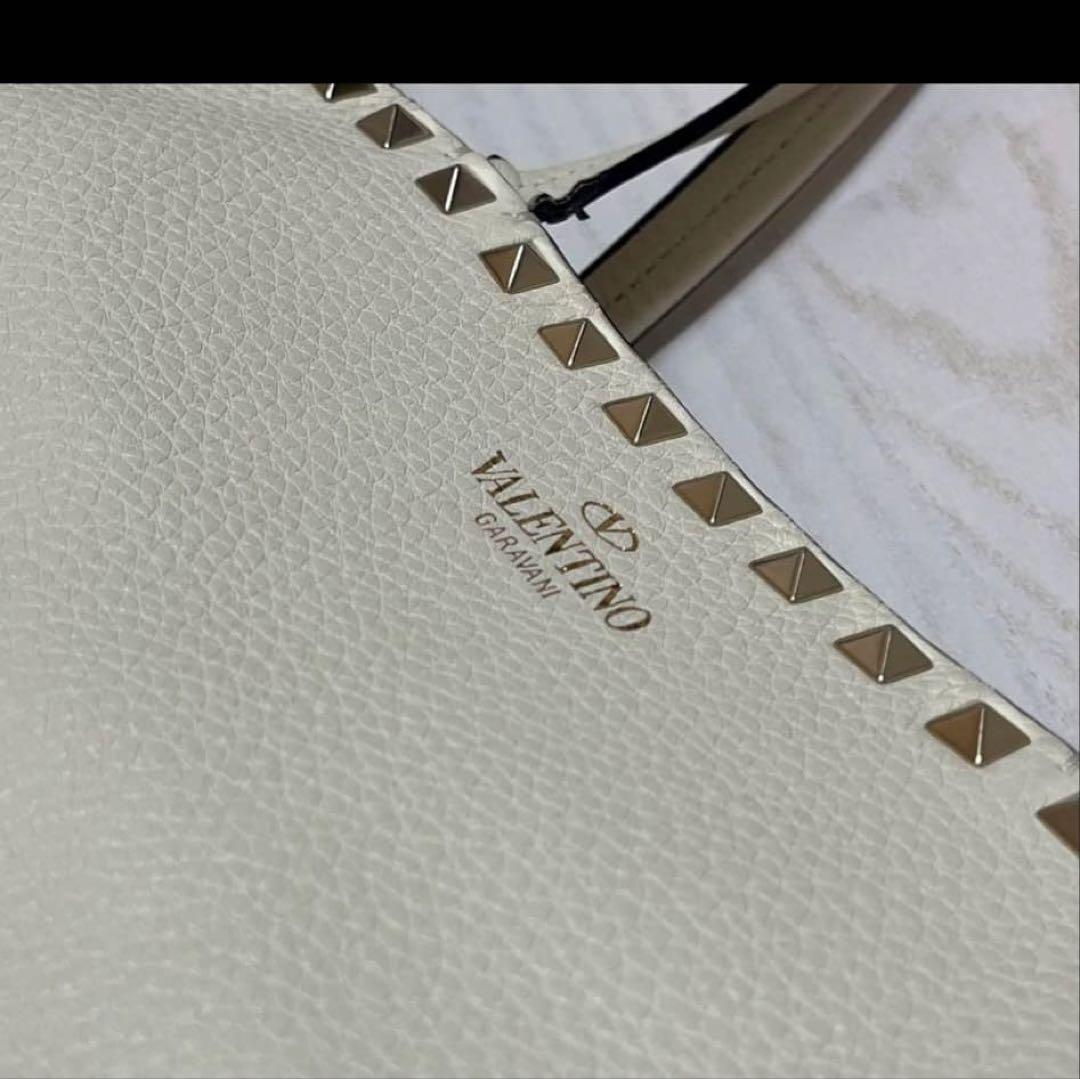最後値下げ　VALENTINO GARAVANI ホワイトトートバッグ