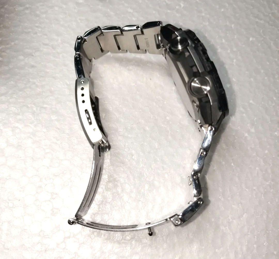 CASIO G-SHOCK GST-B400XD-1A2JF 生産終了モデル