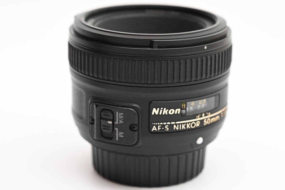 極上品 単焦点レンズ AF-S NIKKOR 50mm f/1.8G ②