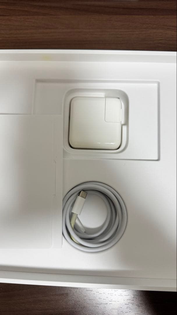 ゴールド 13インチ MacBook Air 2018 本体