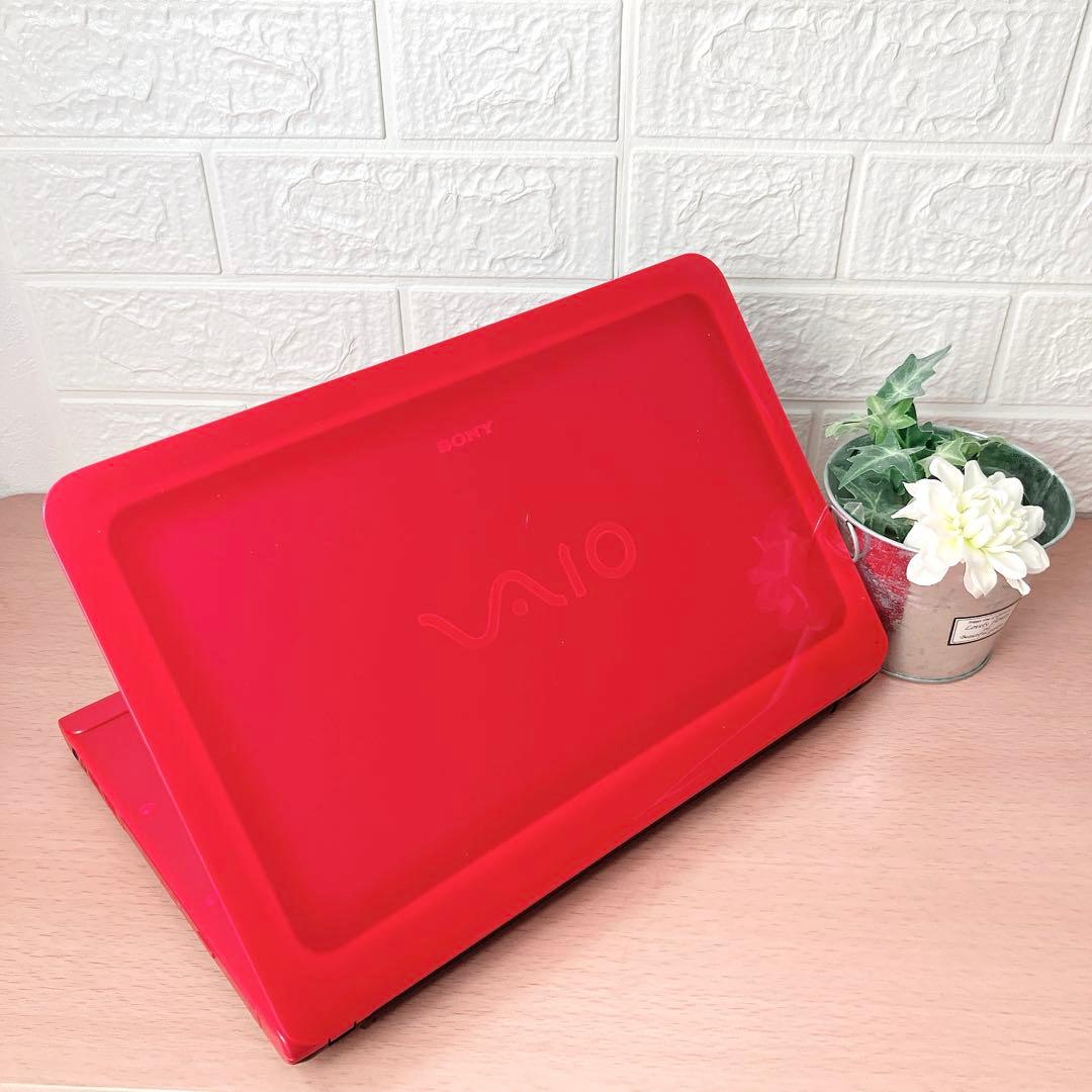 Windows11✨爆速SSD搭載☘️すぐ使えるカメラ付VAIO赤ノートパソコン
