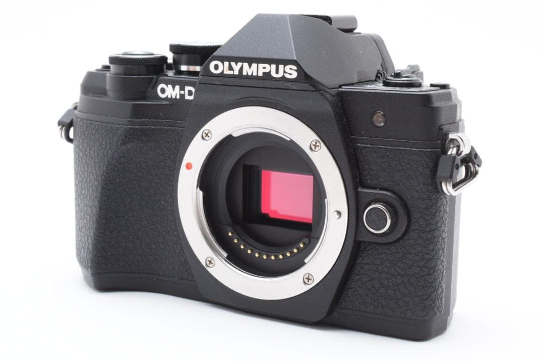 ショット数少 OLYMPUS OM-D E-M10 Mark III ブラック