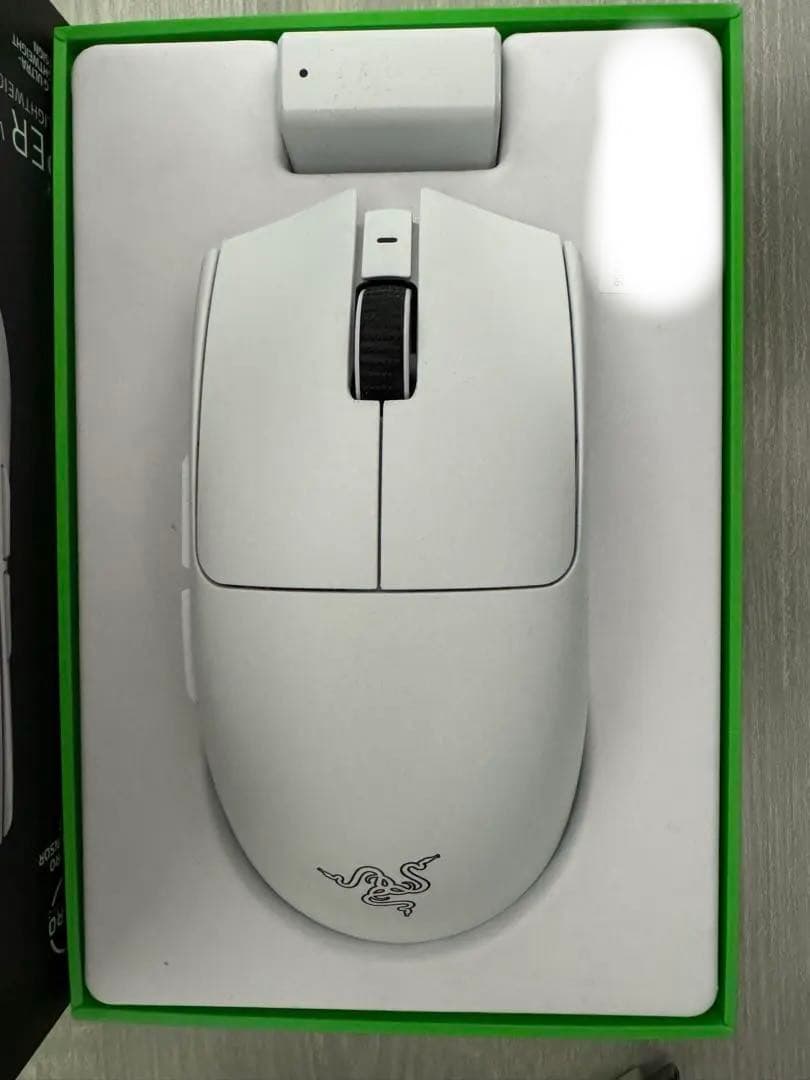 Razer Viper V3 Pro ホワイト 8Kモデル メーカー保証期間内