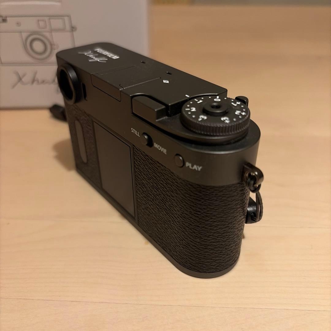 FUJIFILM Xhalf ミラーレス一眼 カメラ 本体