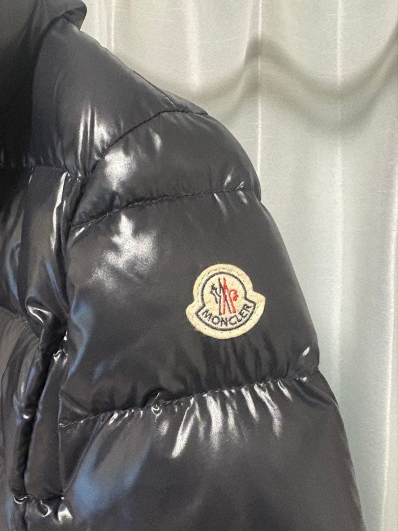 MONCLER ブラック ダウンジャケット s ※2/2-4発送不可