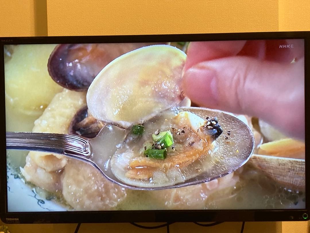 TOSHIBA 32S7 テレビ 74W