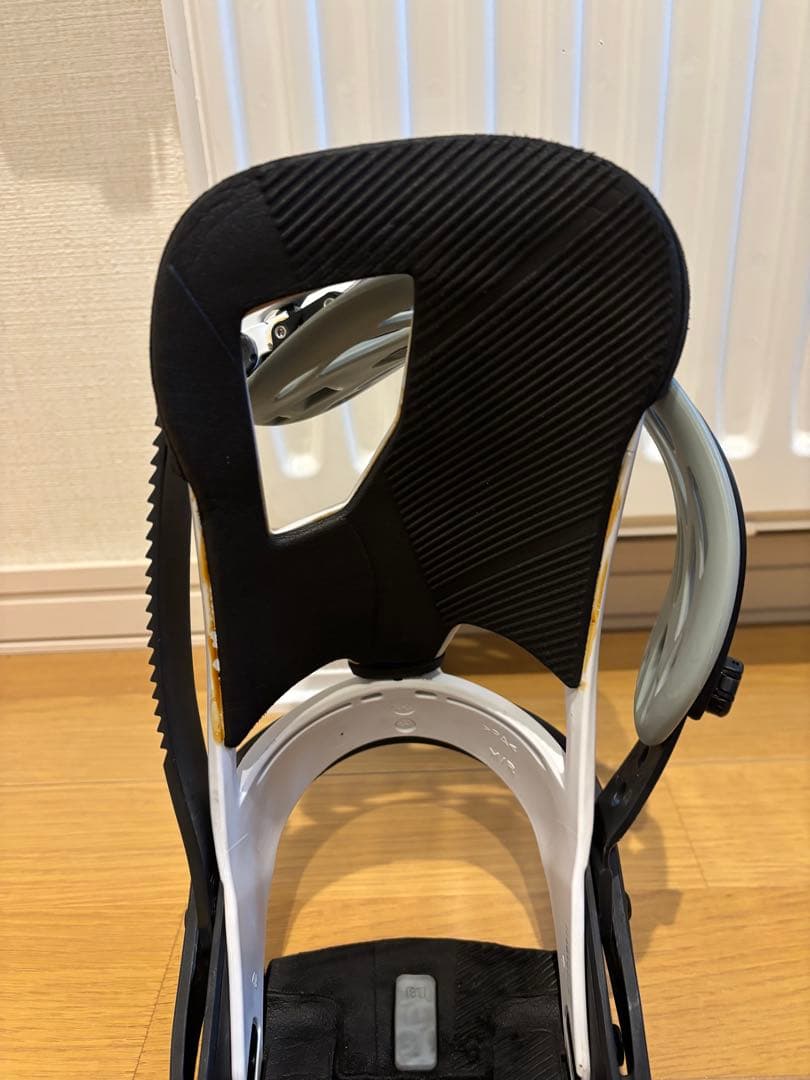 BURTON ビンディング CARTEL MサイズRe:flex 白