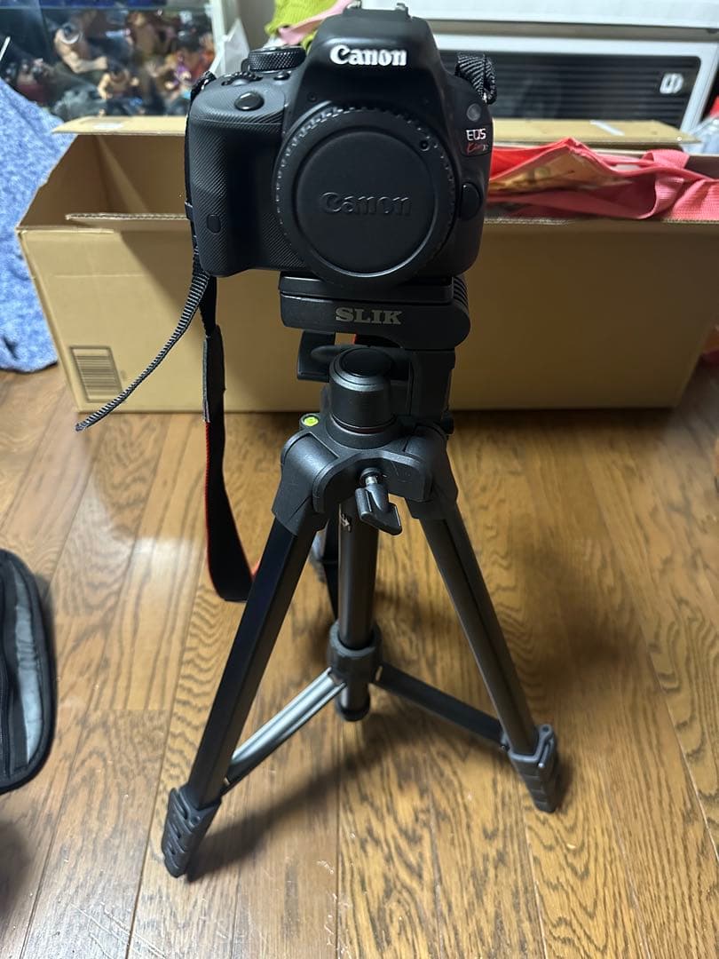 Canon EOS KISS X7 Wズームキット➕三脚　すぐ始められるセット