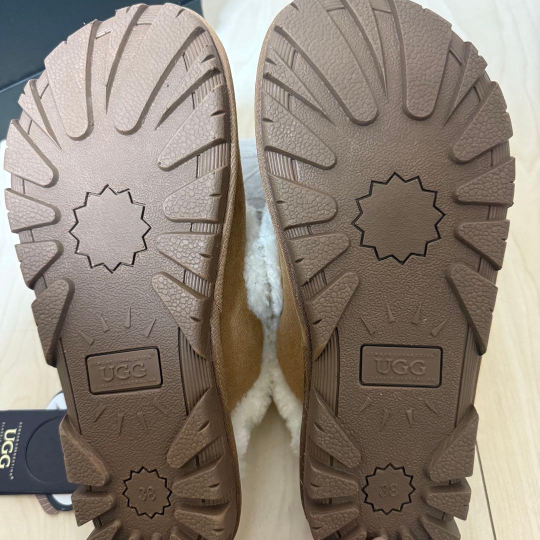 【新品/レア】UGG バイオレット シェアリングスリッパ♡2WAY 箱付き