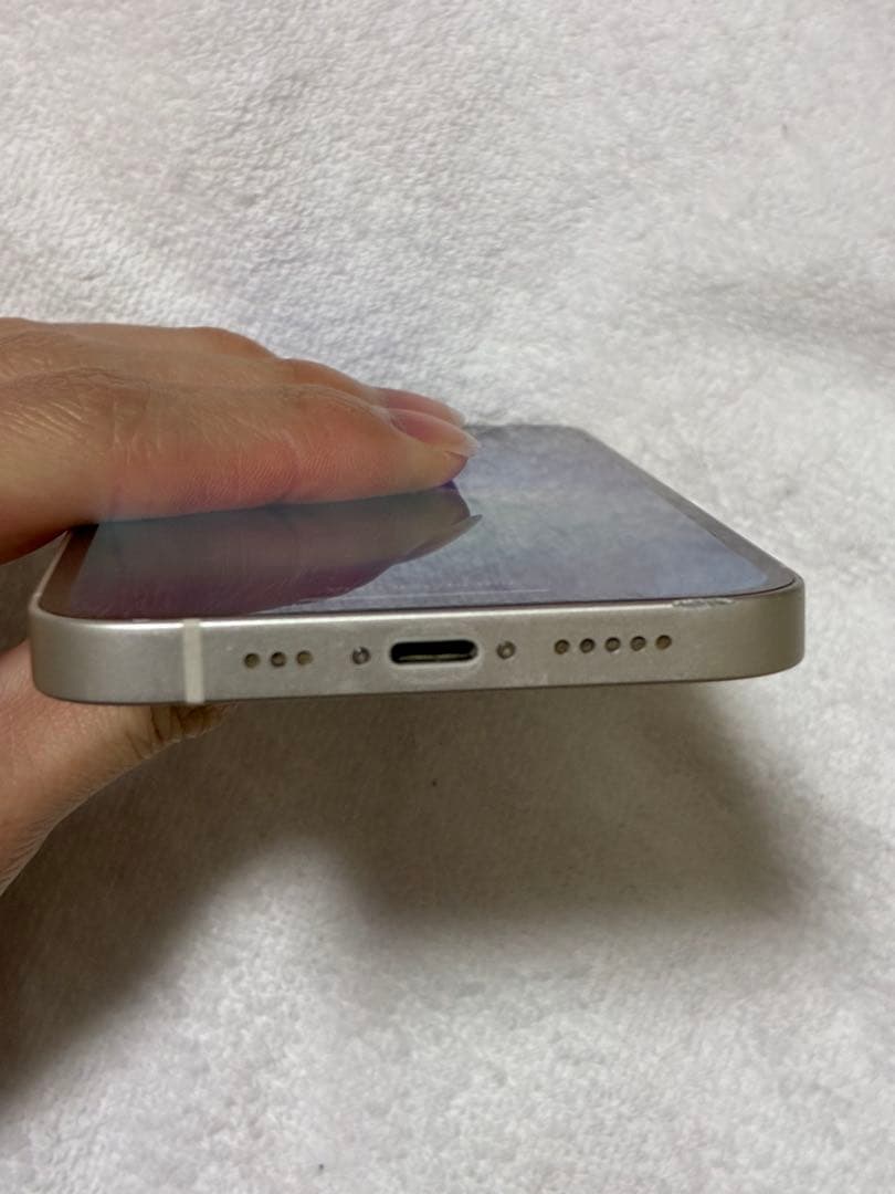 Apple iPhone 13 ホワイト 6.1インチ 本体