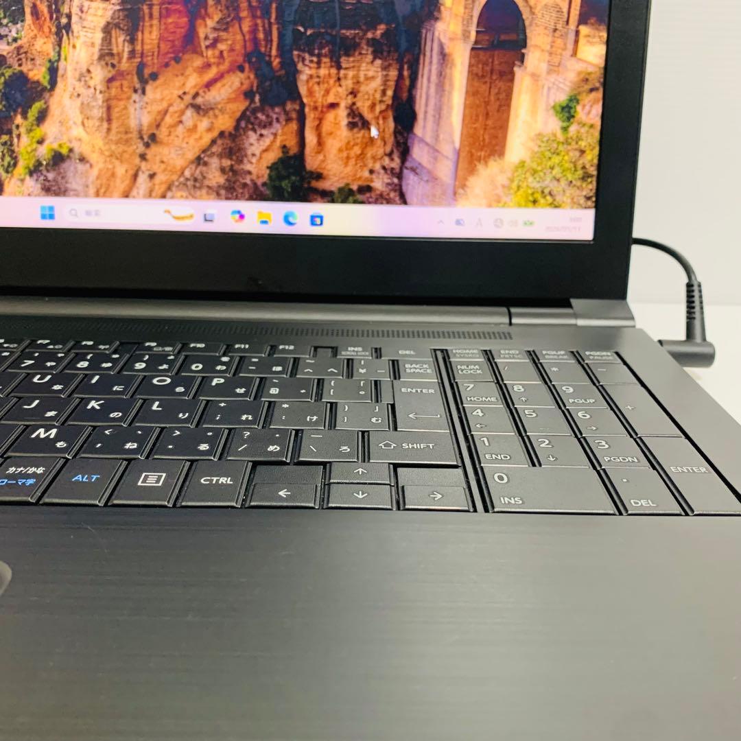 【初期設定済】TOSHIBA ノートPC SSD256GB Win11