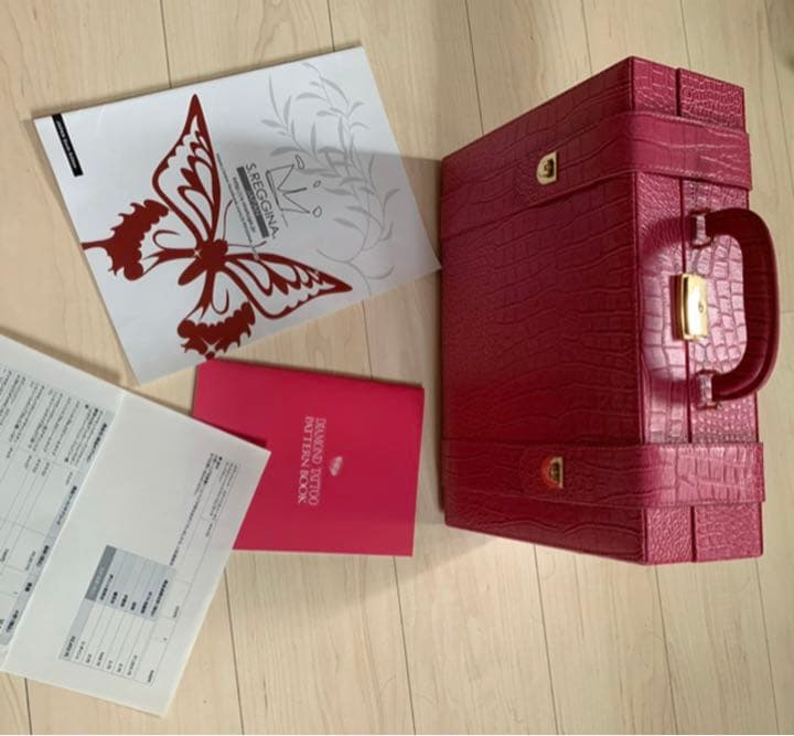 す*ん様 【（定価9万円以上）新品未使用】超お得！ボディジュエリーセット