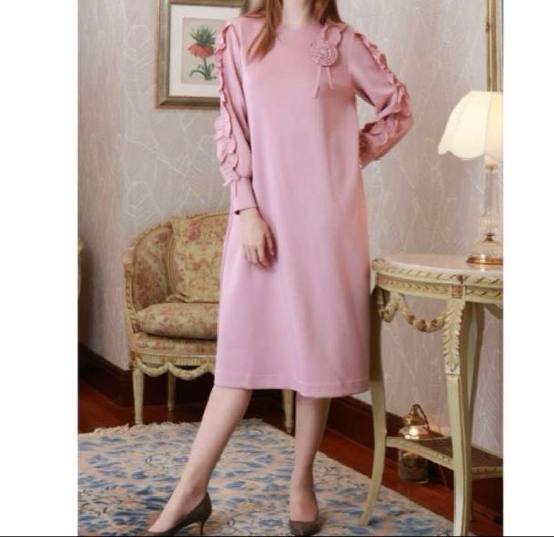 スーパービューティー♡ 袖フリルデザイン ダンボールニット×タフタワンピース