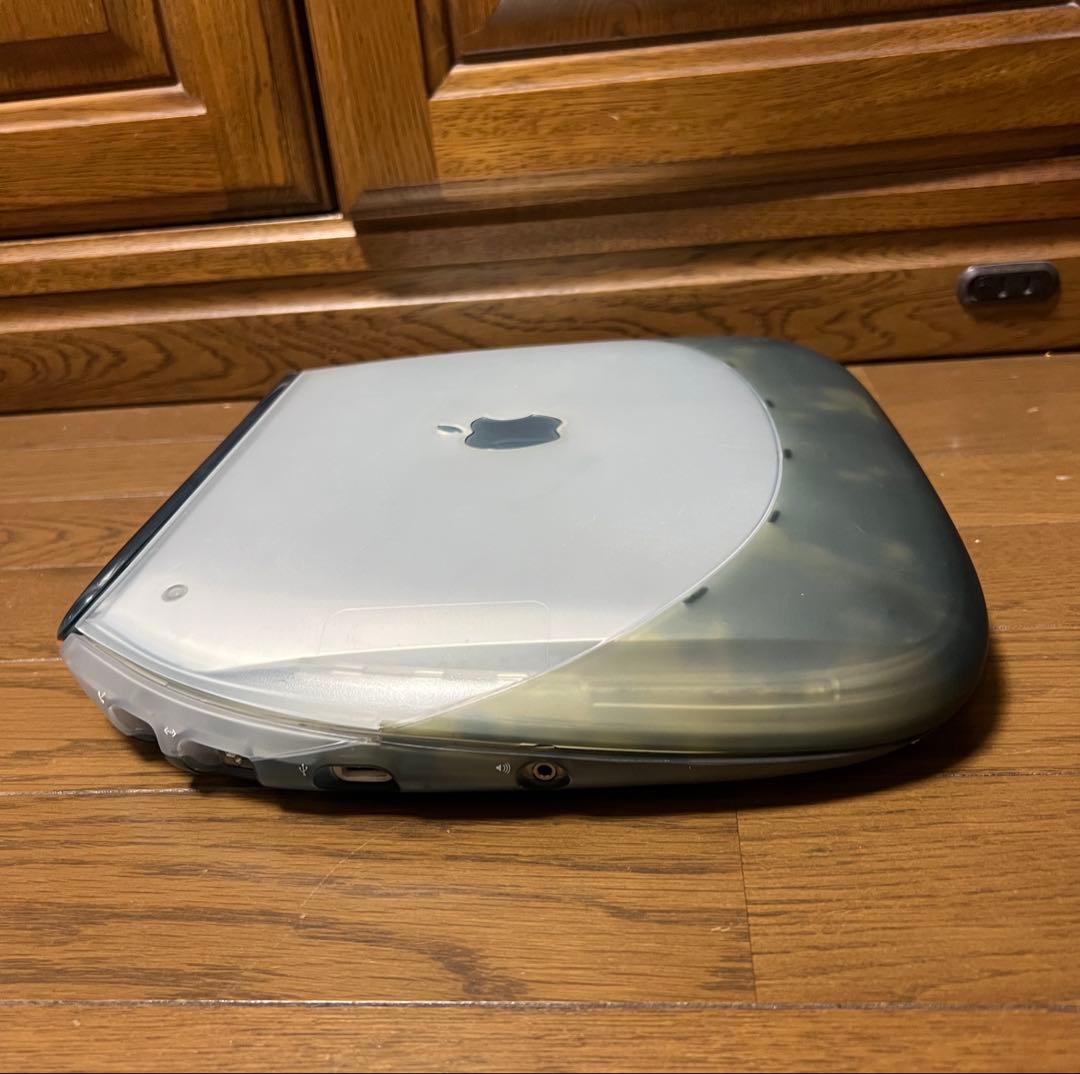 Apple iBook クラムシェル