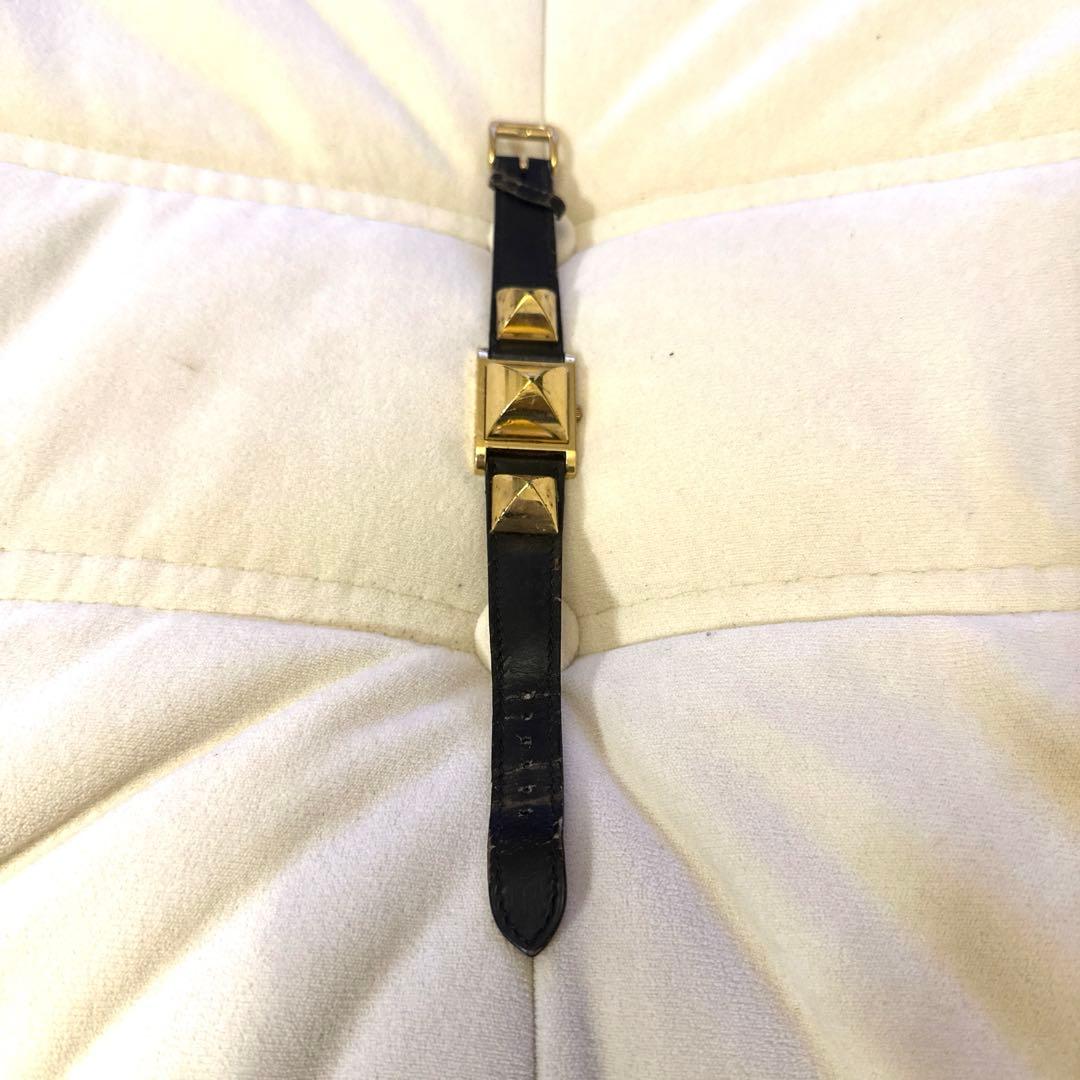 HERMES腕時計　メドール　クォーツ　レディース　ゴールド　腕時計