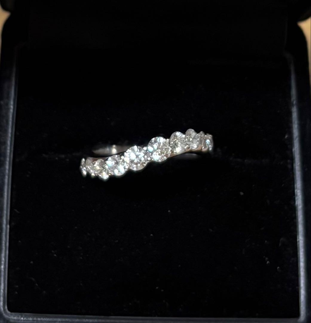 Pt900 0.1ct ハーフエタニティリング