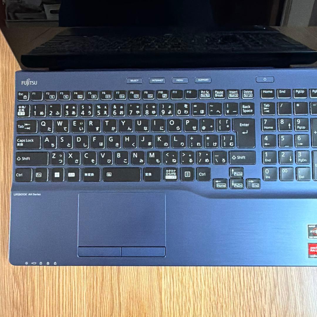 富士通　LIFEBOOK AH56/H2 FMVA56H2LK