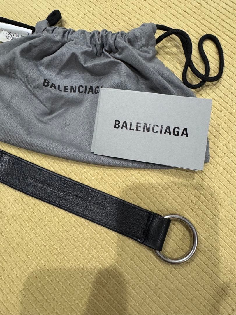 BALENCIAGA レザーキーホルダー ブラック