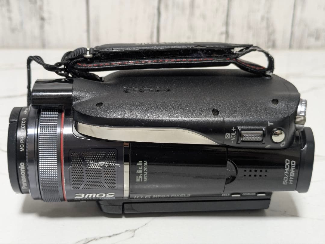 Panasonic　HDC-HS300　大容量HDD内蔵 ブラック