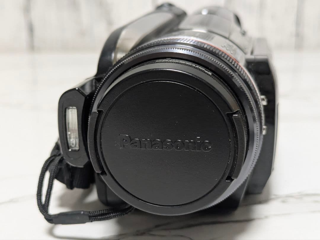 Panasonic　HDC-HS300　大容量HDD内蔵 ブラック