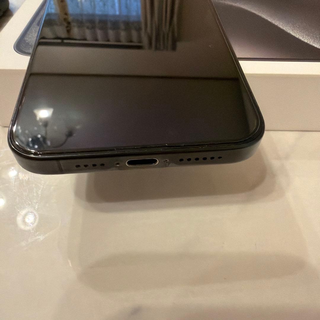 Apple iPhone ブラック 本体