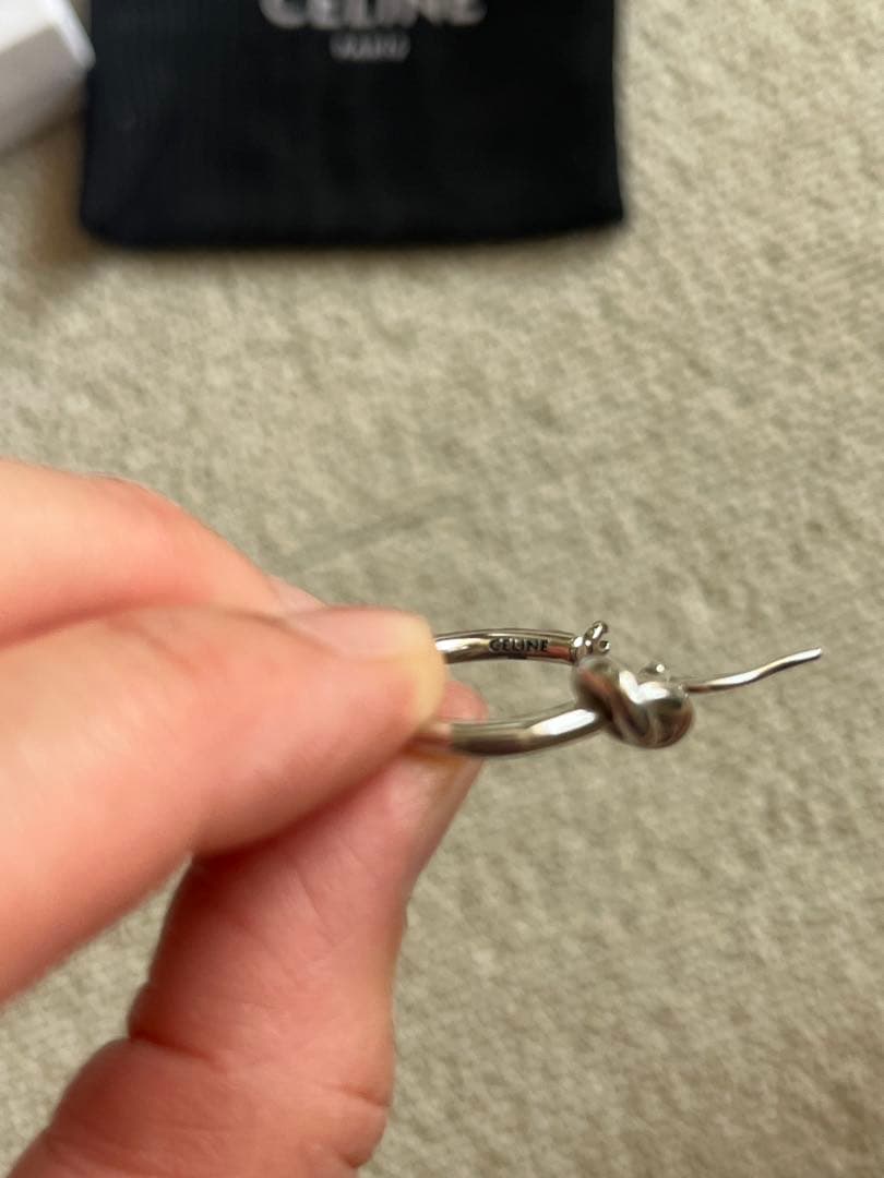 【5/26限定】CELINE セリーヌ ノットスモールフープピアス シルバー