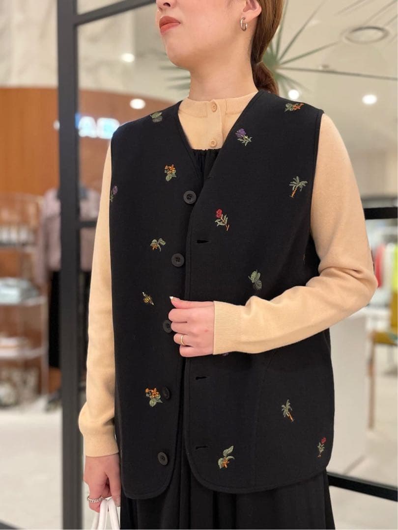 CABaN コスタリカボタニカルエンブロイダリージレ　ブラック