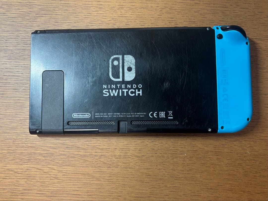 Nintendo Switch 本体ジョイコン付き