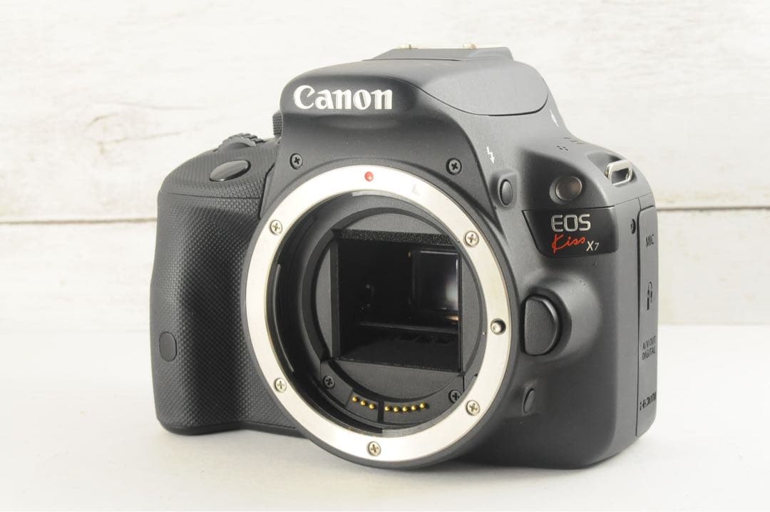 ❤️軽量・簡単操作❤️スマホ転送❤️Canon kiss X7