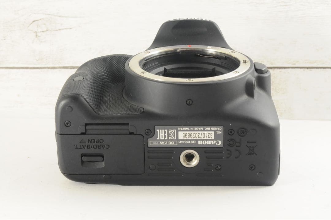 ❤️軽量・簡単操作❤️スマホ転送❤️Canon kiss X7