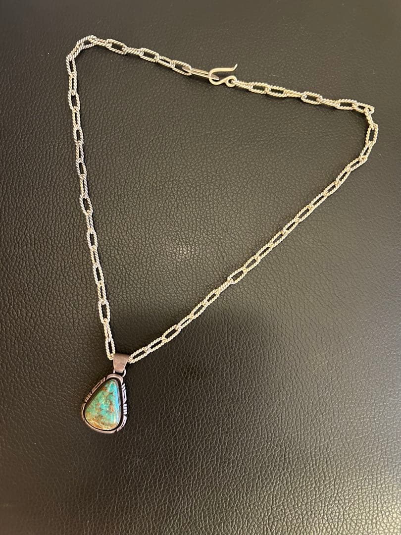 ナバホ ターコイズ Elouise kee 作 フラットヘッド チェーン