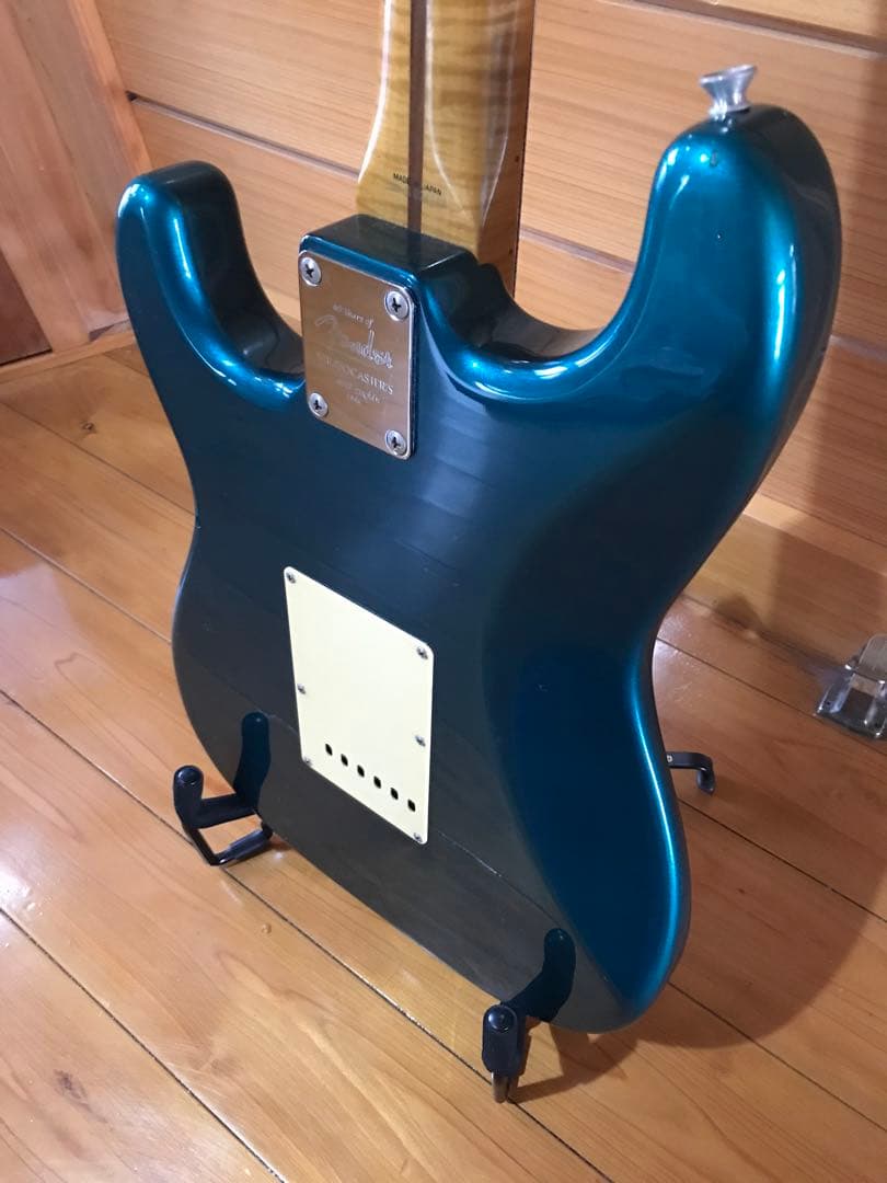 ギター Fender Japan ST57-65AS Lake Placid Blue