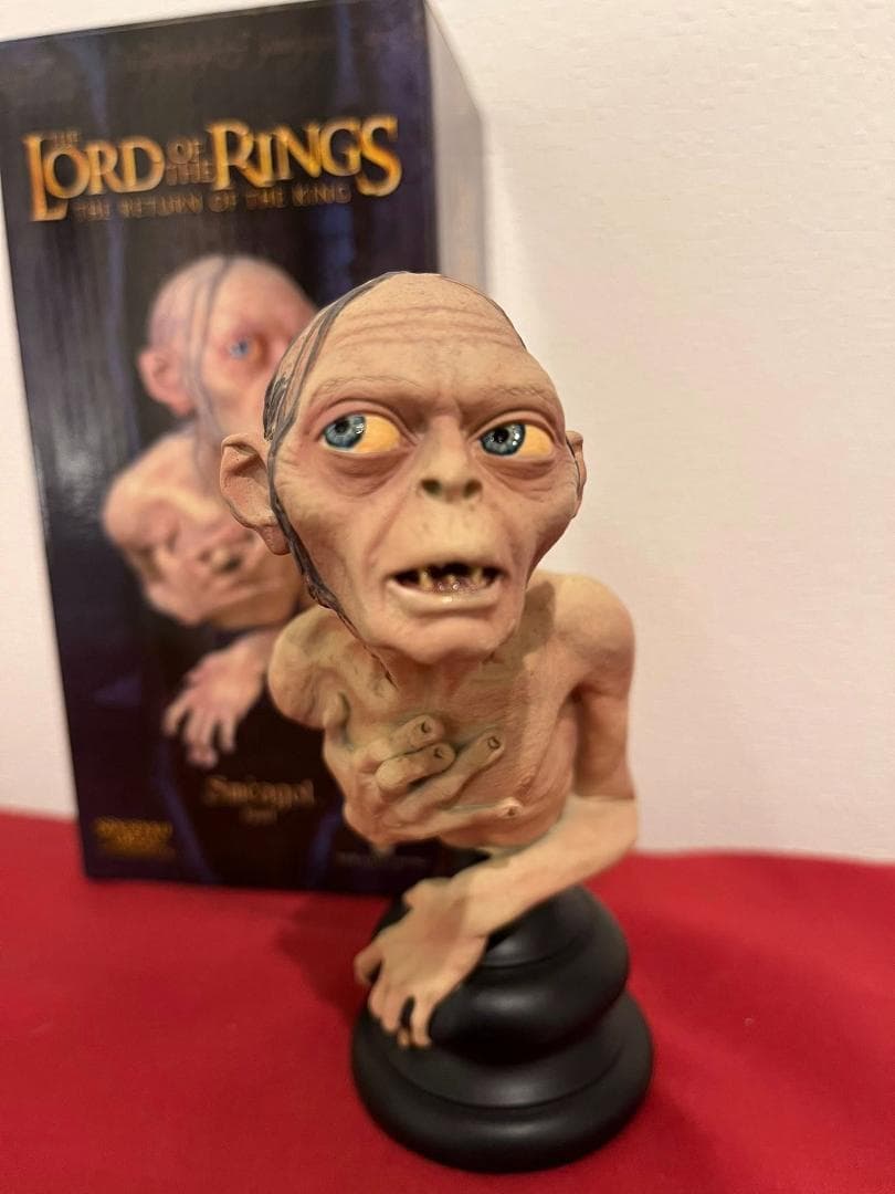 サイドショウ社　ロードオブザリング　ビルボ・バギンズ　ゴラム　ミニバスト