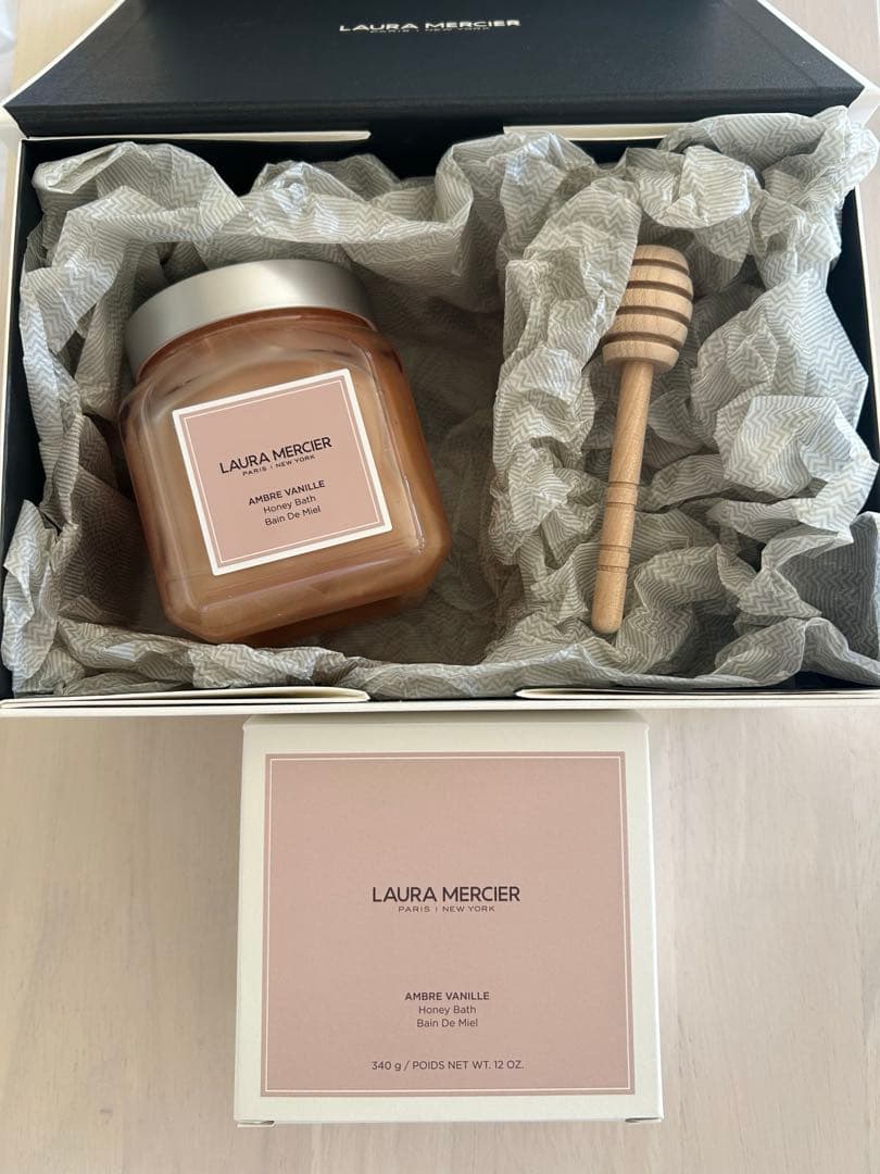 【新品未使用】ローラメルシエ　シャワーバス　アンバーバニラ　340g